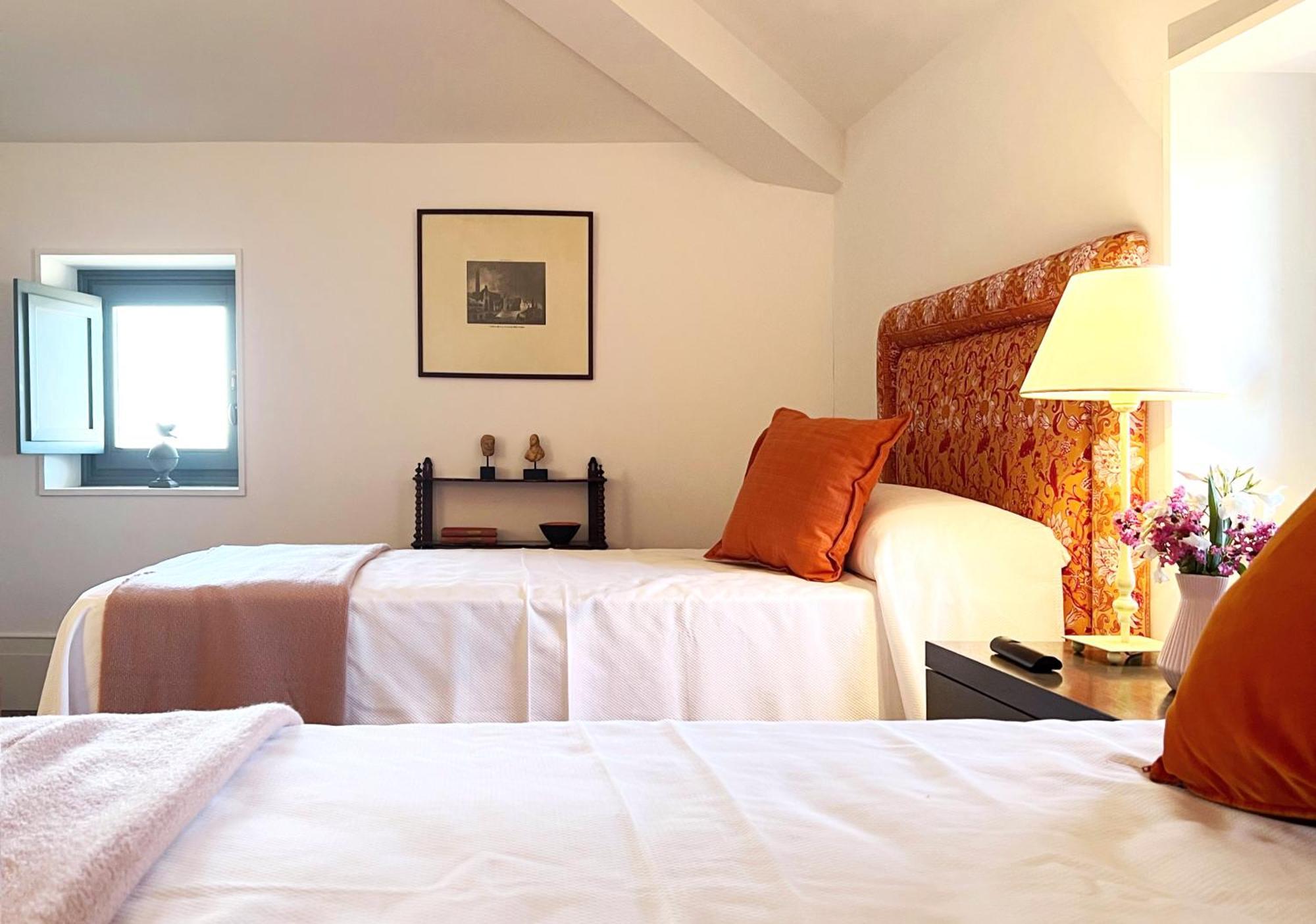 Castillo De Corvinos Huesca Room photo